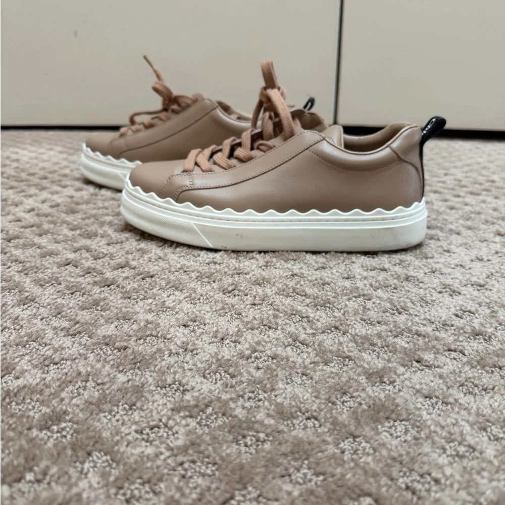 Chloé Lauren Tan Leather Platform Sneakers - Picture 2 of 7